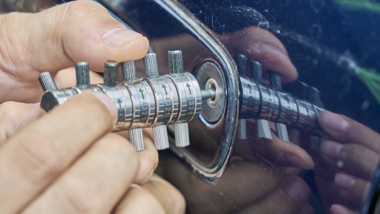 Car Lock and Key Services in Chatsworth, CA